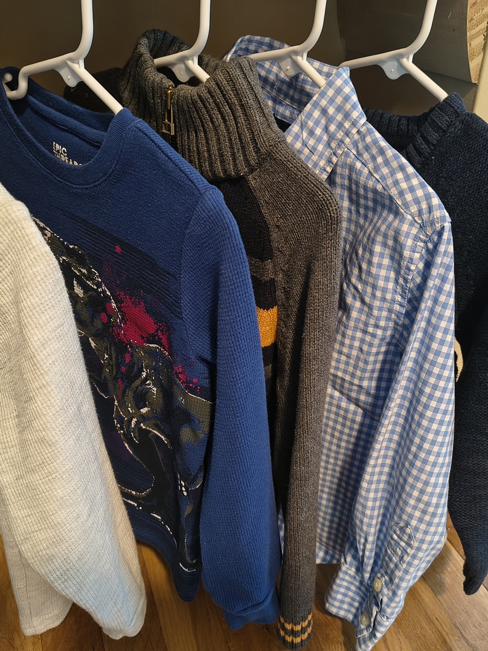 4T Blue Graphic Crewneck Sweater Different Brand